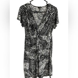 Daisy Fuentes Floral Midi Dress in Black and White